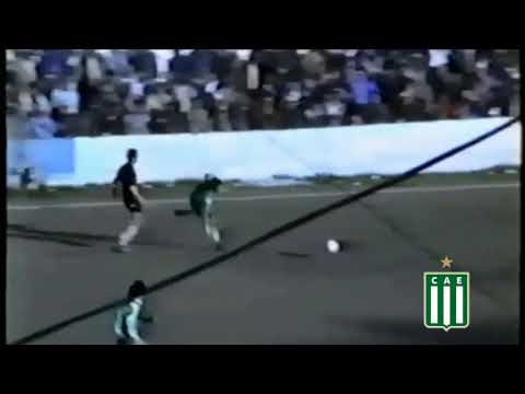 "#RecuerdoDelDía - 01/09/1990 Defensores 1-3 Excursionistas" Barra: La Banda del Nevado • Club: Excursionistas