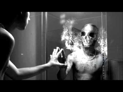 E.P.Murcy - Un Demonio