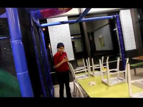 SD'DaTeam Filmz Episode1 "FastFood"