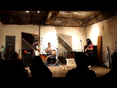 룩앤리슨(Look and Listen) - Give It Up / No Yeah / Sunshine