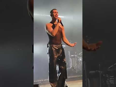 MAHMOOD  BRIVIDI  - VENARIA REALE (TO)