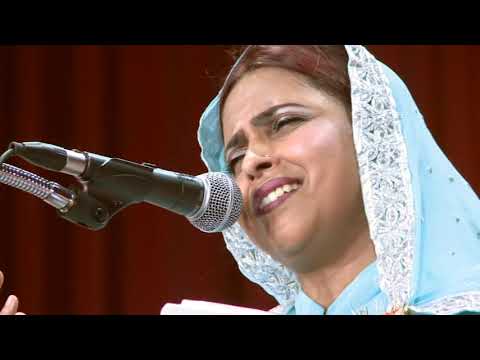 10. Shabeena Adeeb - Hamari Association Mushaira - Dubai 2012