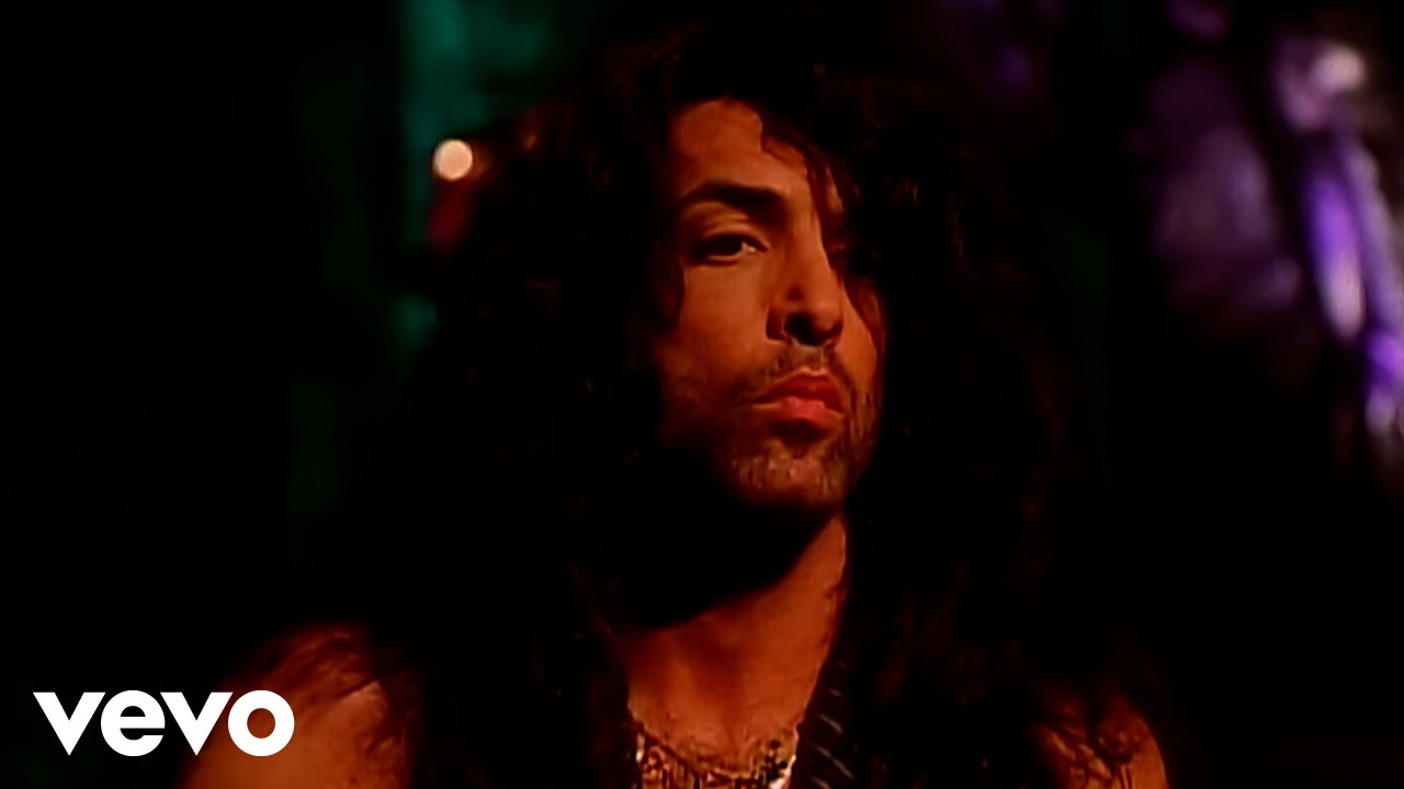 Kiss - Every Time I Look At You - YouTube