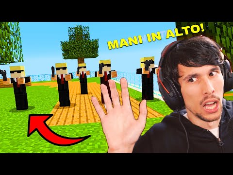 I FELL INTO A TRAP in Minecraft!! | City Life