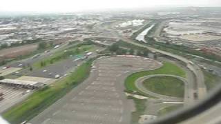 preview picture of video 'Landing at Newark Liberty Airport with Embraer ERJ-145'