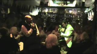 HERNÁN  CUCUZA CASTIELLO Y MOSCATO LUNA "ALMA EN PENA"