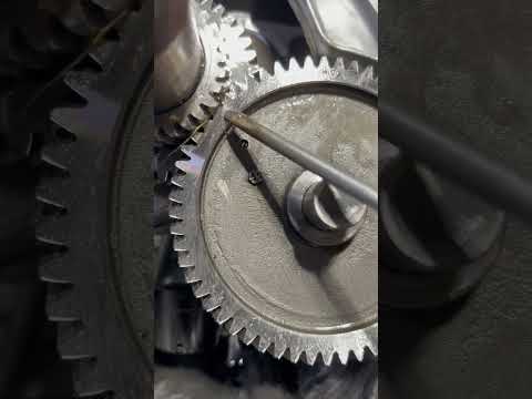 Proper camshaft installation on an engine