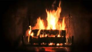 Ambient Fireplace with Jazz & Classical Christmas Music Favorites (2 hrs)