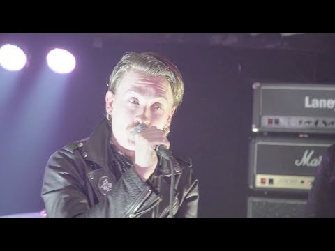 Kädet Plays Musta Paraati - Romanssi (Feat. Otto Mikkola)