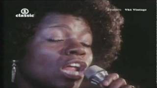 Gloria Gaynor - Reach Out ( VH1-HD)