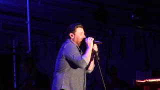 Chris Young - Underdogs (Opening) - Country USA 2017