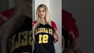 #cosplay #anime #halloween #bikini #ai #赤ずきん　#下着　#コスプレ　#巨乳　#爆乳　#谷間　#神乳