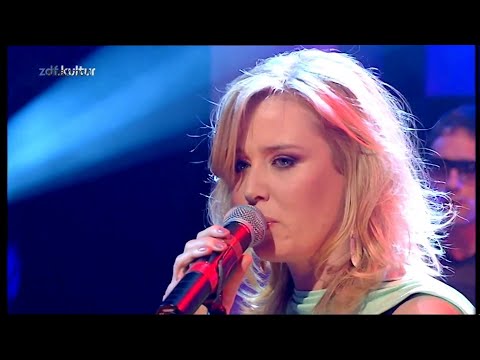 MOLOKO (Roisin Murphy) : Forever More (HQ) Live Later