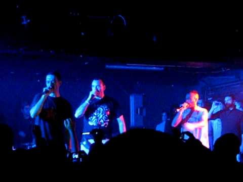 Sud Sound System - Chiedersi come mai live @ CS Intifada