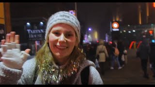 Zoee - (Christmas Eve Street Special)