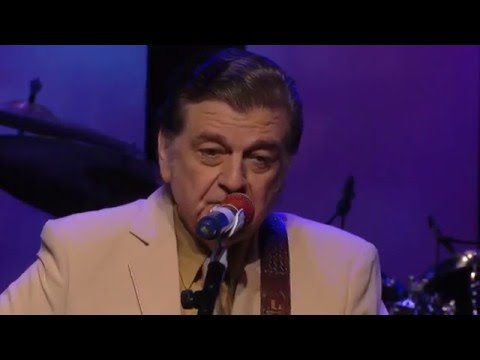 The Dailey & Vincent Show - "John Deere Tractor" performed by Larry Sparks