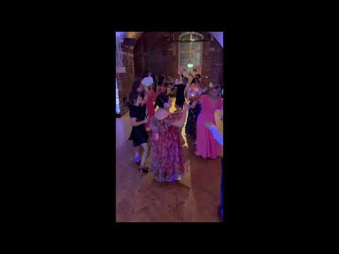 DJ Laura Mac video.