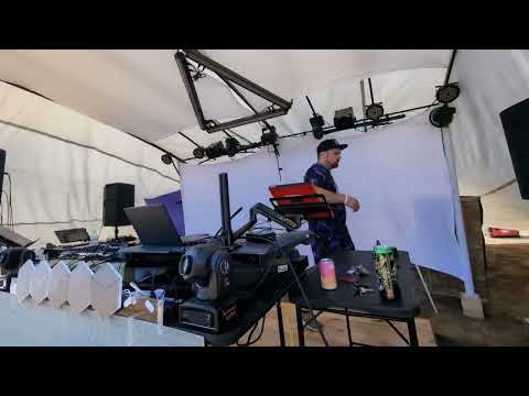 DJ NIFTY FLIPS  FIRST GIG