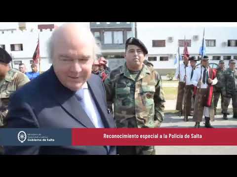 Reconocimiento especial a policías de la División Rural y Ambiental