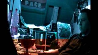 Kim Hiorthøy - Politiska Dikten Återvänder