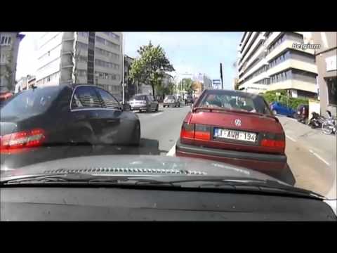 download lagu mp3 mp4 Accident De Voiture Belgique, download lagu Accident De Voiture Belgique gratis, unduh video klip Accident De Voiture Belgique