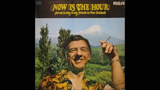 Wanderin&#39; On ~ Hank Snow and His Rainbow Ranch Boys (1974)