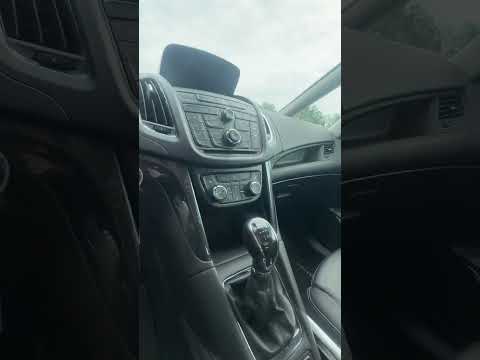 фото opel zafira c 0