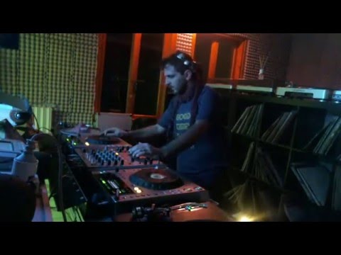 PETER EDISON DJ SET / MICROCLUB