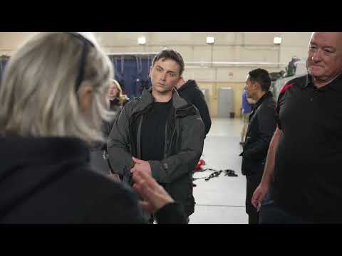 Fancy learning how to jump out of a plane? | Royal Signals | British Army