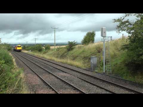 HNRC 20314 & 20311 on 5Z20 Kilmarnock to Laira thrashing past Hurlford on the GSW, 22nd August 2012