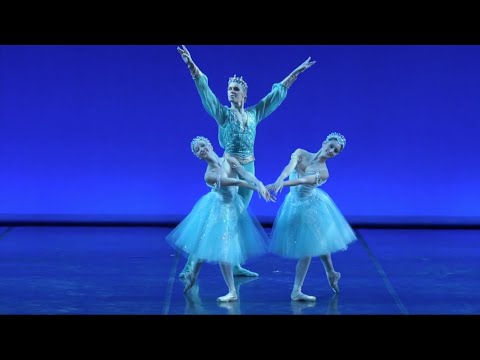 Ocean and Pearls (Pas de Trois). Music by Riccardo Drigo