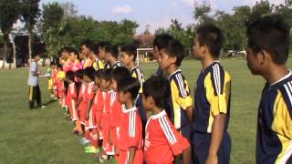 preview picture of video 'ps. Putra Perkasa vs. ps. Selo Muda starting line up'