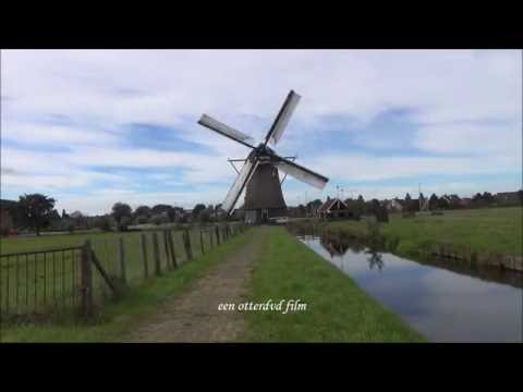 Stan Baltus laat ons molen de Kat zien.