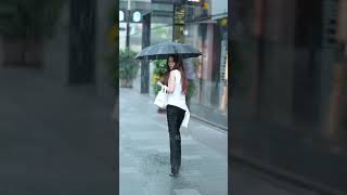 Khoảnh khắc em ấy quay lại