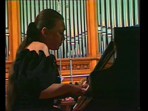 Viktoria Postnikova plays Strauss Burleske - video 1989