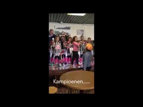 vv Dubbeldam F8 meisjes kampioen 2016