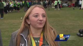 Video: Baltimore crab walkers set a new world record