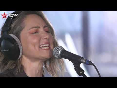 KT Tunstall - Other Side Of The World (Live on the Chris Evans Breakfast Show with Sky)