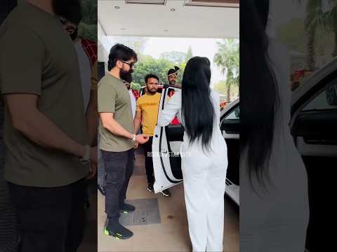 Yash Autograph to fangirl Car #yash #rockingstaryash #toxic #shorts