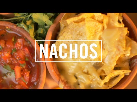 EPIC HANDHELD B ROLL TASTY FOOD SHOTS 🧀🌽CHEESE NACHOS with SALSA & GUACAMOLE🥣🍅🌶🥑