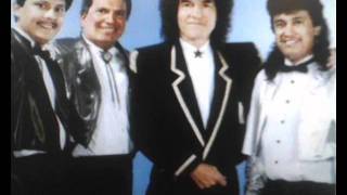 Gary Guajardo y Pleasure Band - Eres Mia.wmv