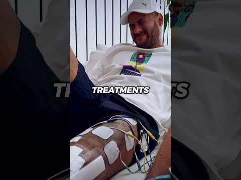 NEYMAR CAN'T GET DOWN ON BOTH KNEES AFTER ALL THE ACL INJURIES HE'S SUFFERED 😳😭 HIS LEFT KNEE 💔