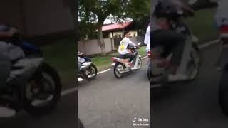 Download lagu Mat rempit(1) mp3