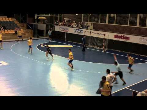 MET DE BUS NAAR UNITAS