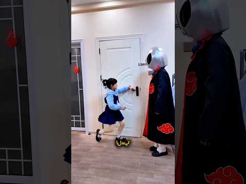 هل هناك شبح خلفي؟ 👻😰 #shorts