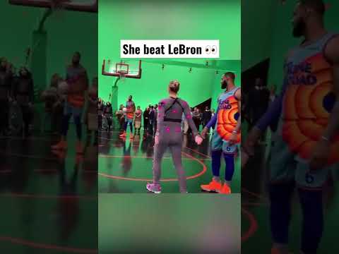 She beat LeBron in a shooting contest and got a signed basketball from him 🙌 (via @nicolekornet)