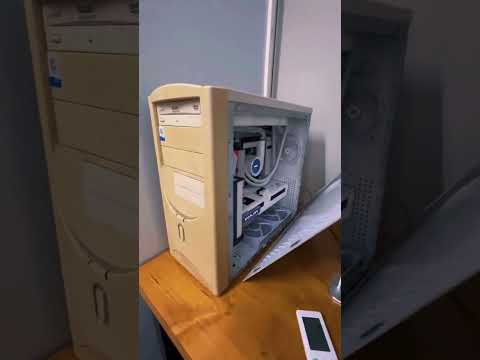 New PC in OLD case ! PC build #shorts