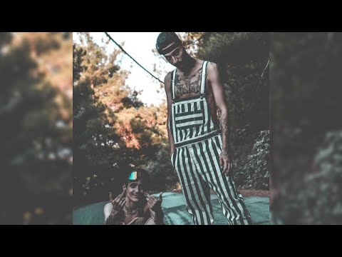 Ο Ortiz παρουσιαζει τον δισκο του με τον Lil Barty!