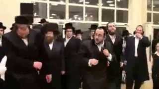 lipa schmeltzer with shiye brim mizrach ליפא שמעלצר מזרח מערב