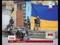 Керченські морпехи "запалили" рок-концерт в заблокованій частині 